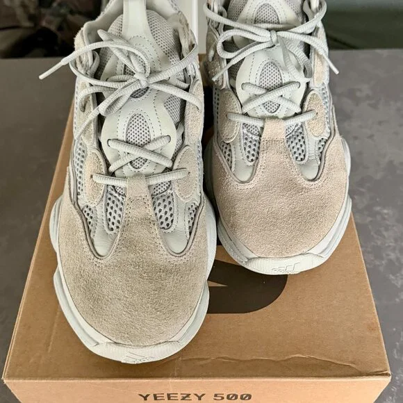 Yeezy 500 Salt stored in original box - Picture 4 of 5